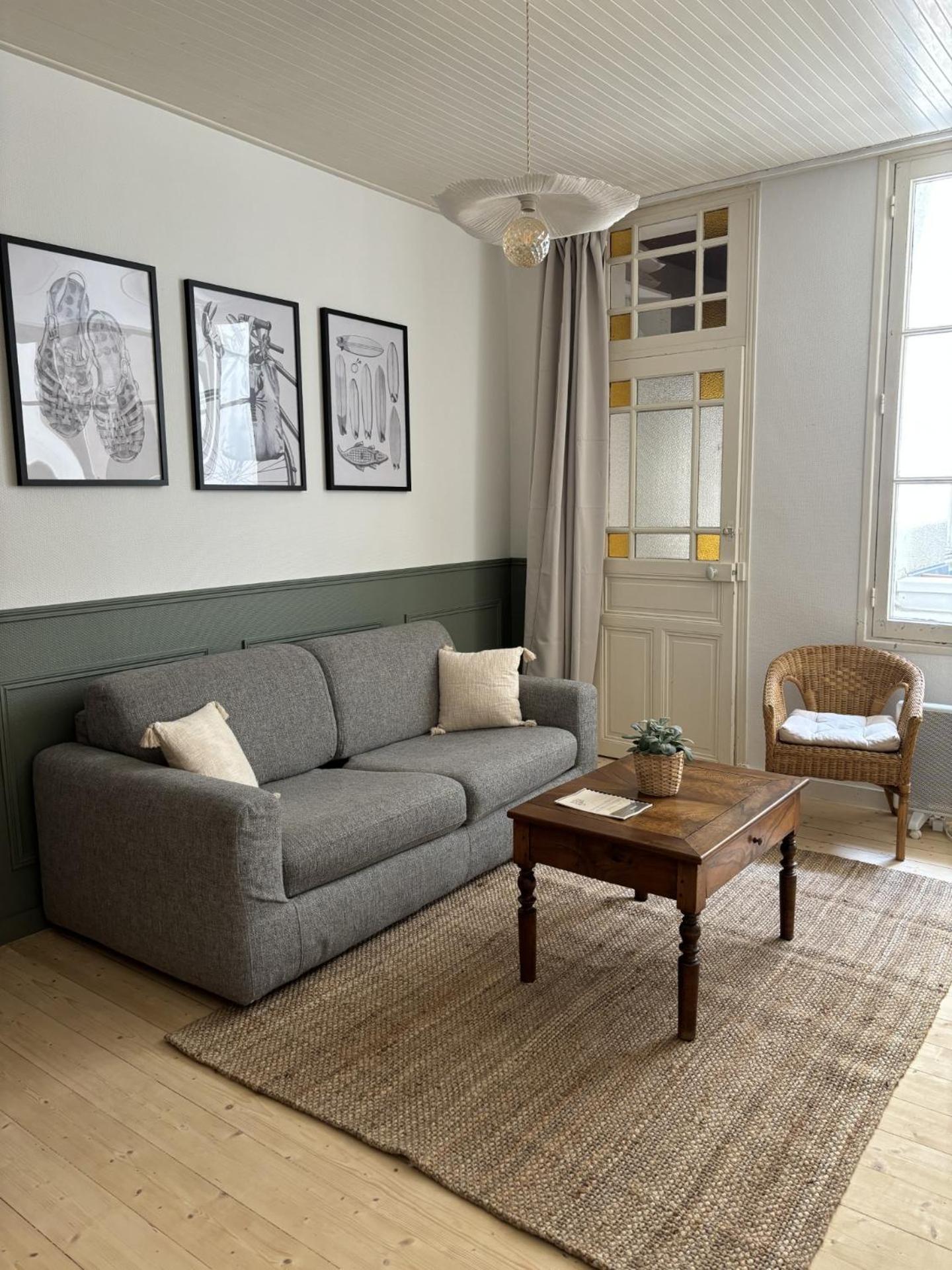Gustave Charmant Appartement En Coeur De Ville A 20 Metres De La Mer Les Sables-d'Olonne Ngoại thất bức ảnh